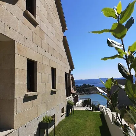 Villa Chalet En Playa Canelas - P - 0032 *